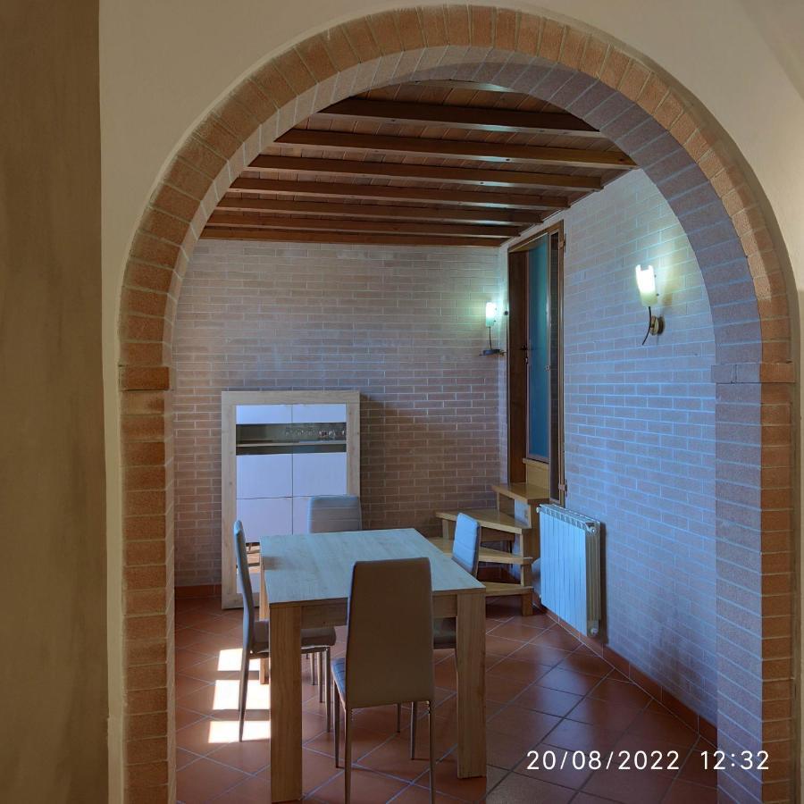 M&M Pinzi Suite Apartment Montepulciano Stazione Esterno foto