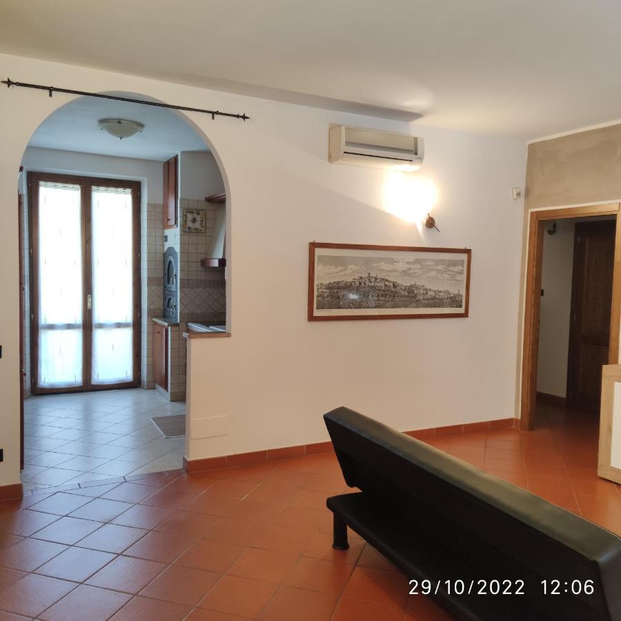 M&M Pinzi Suite Apartment Montepulciano Stazione Esterno foto